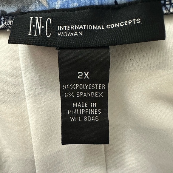 INC International Concepts White Blue Floral Stripe Pleated Skirt - Plus Size 2X - Picture 8 of 8